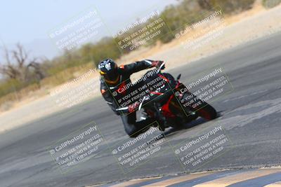 media/Mar-28-2022-Superbike Trackdays (Mon) [[b8603d0f67]]/Open Track Time/Turn 3 Inside/